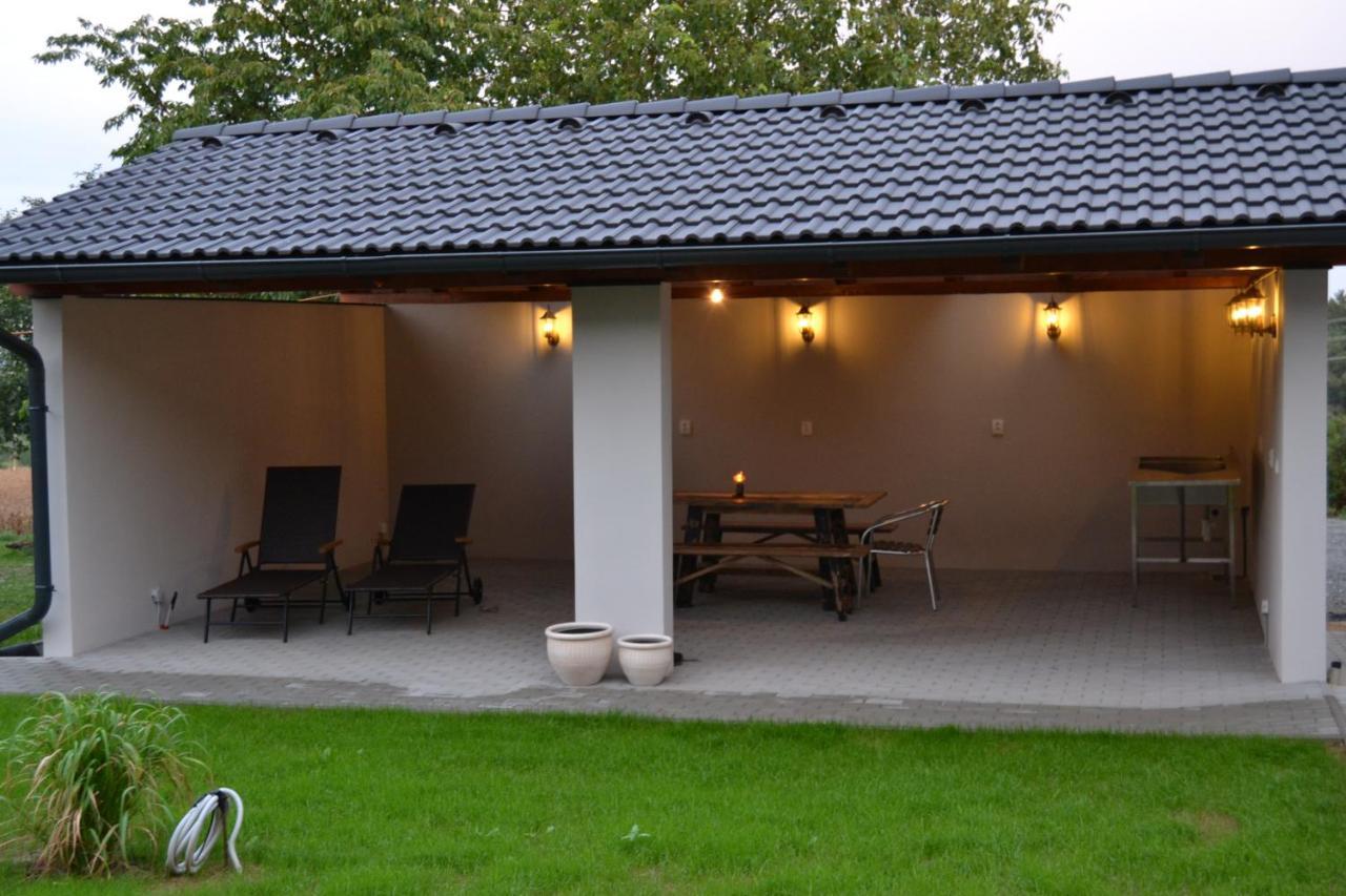 chalupa na Samotě s vířivkou Tábor Exterior foto